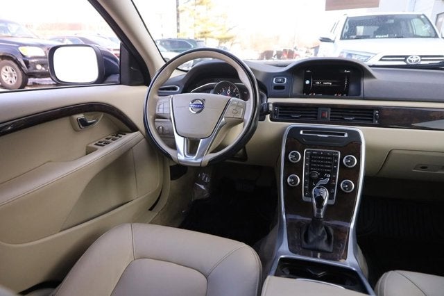 2016 Volvo XC70 T5 Premier