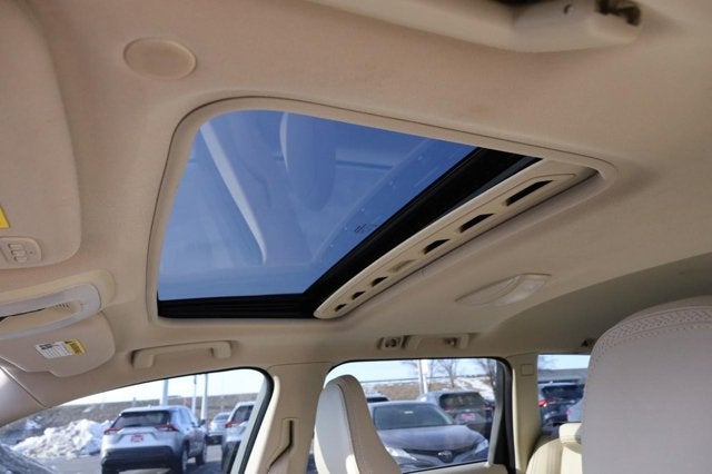 2016 Volvo XC70 T5 Premier