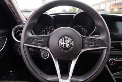 2019 Alfa Romeo Giulia Base