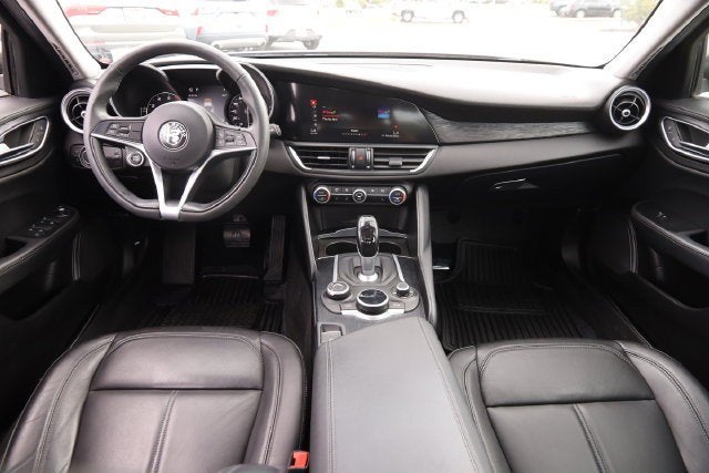 2019 Alfa Romeo Giulia Base