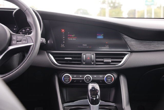 2019 Alfa Romeo Giulia Base
