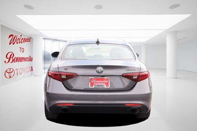 2019 Alfa Romeo Giulia Base
