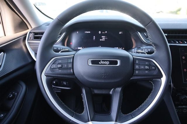 2023 Jeep Grand Cherokee Laredo