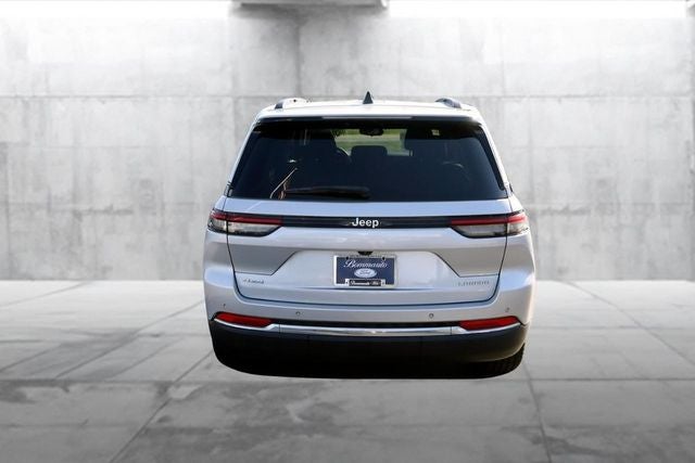 2023 Jeep Grand Cherokee Laredo