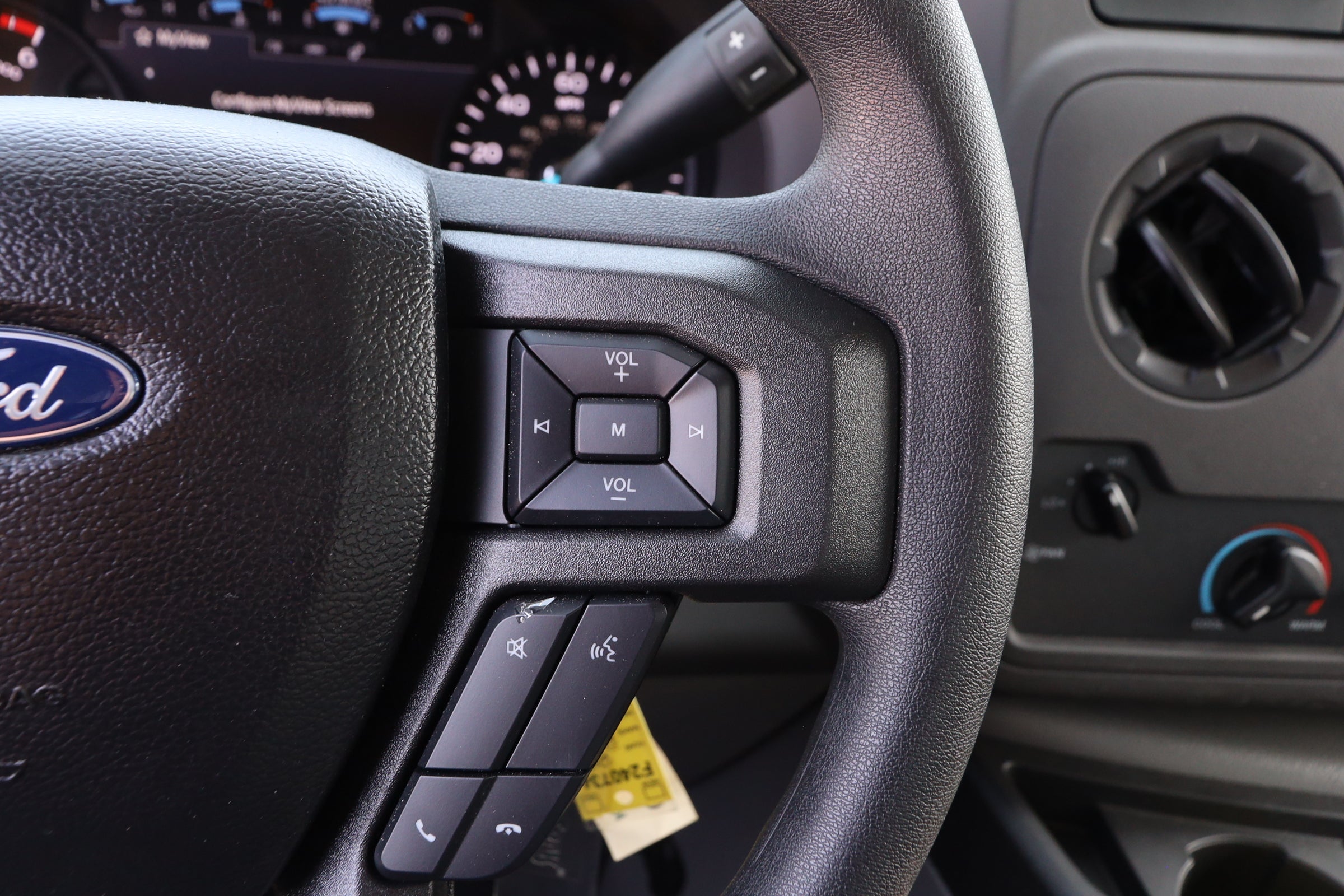 2024 Ford Econoline Cutaway E-350 SRW