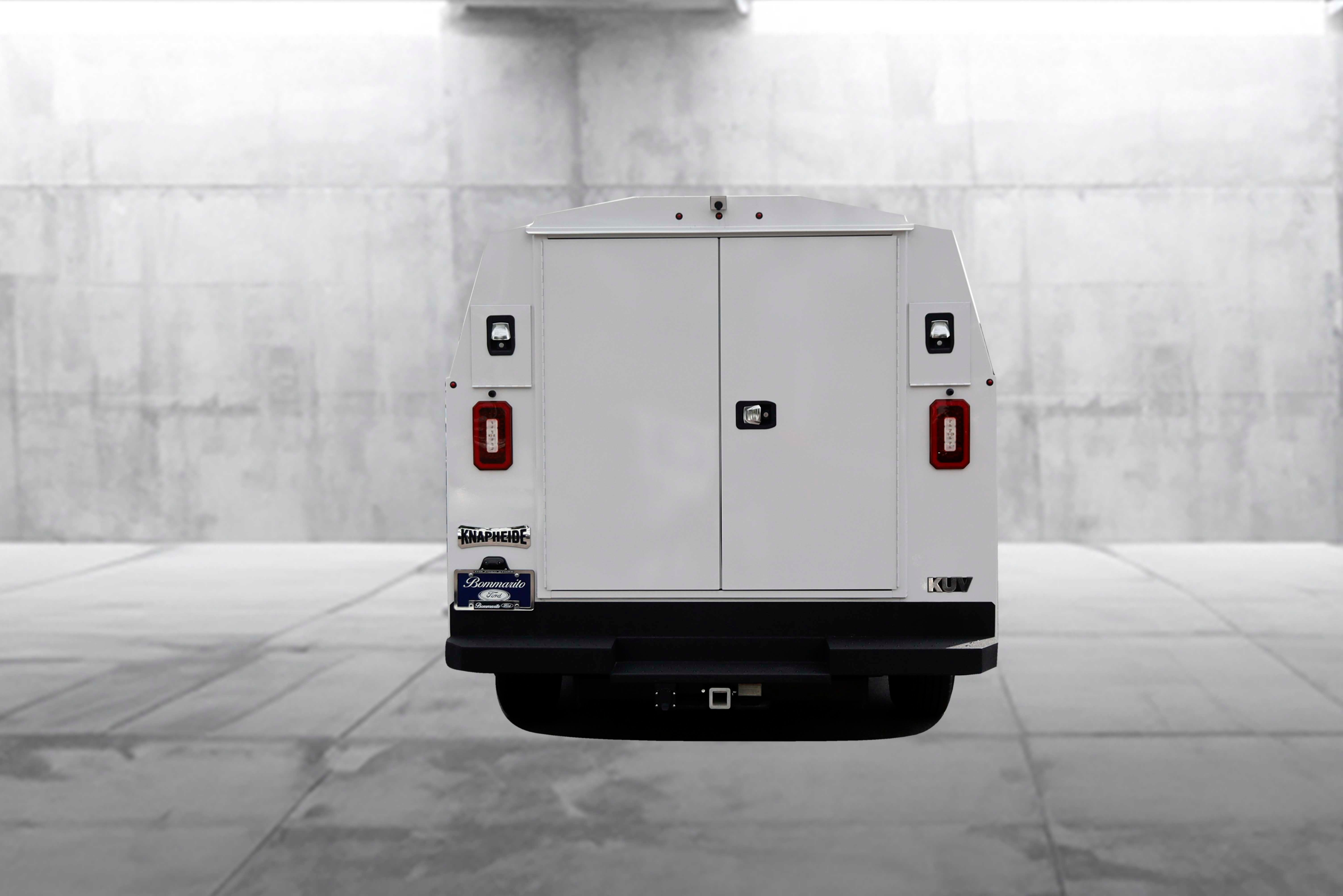 2026 Ford E-350SD Base Cutaway