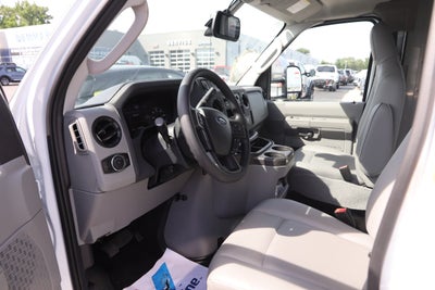 2027 Ford Econoline Cutaway E-450 DRW