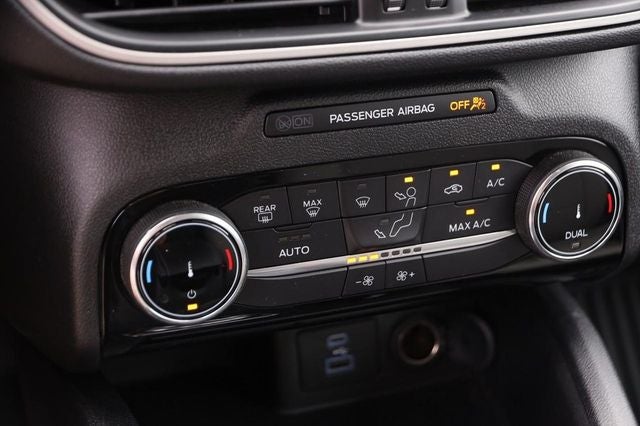 2022 Ford Escape Hybrid SE