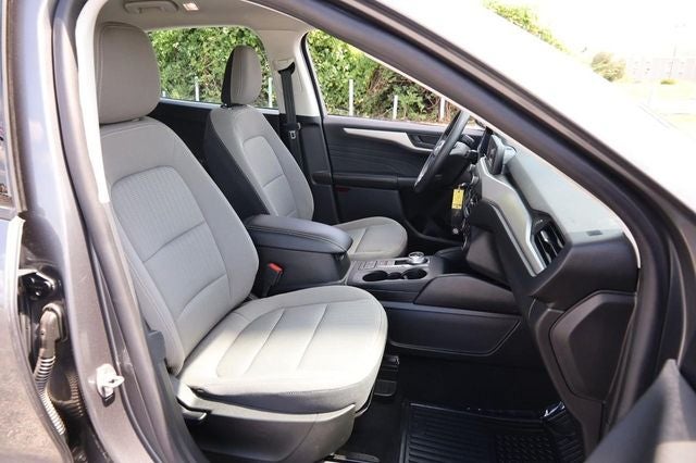 2022 Ford Escape S