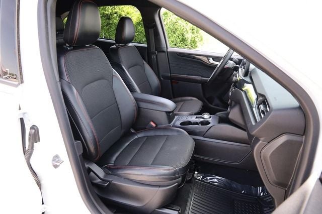 2023 Ford Escape Hybrid ST-Line