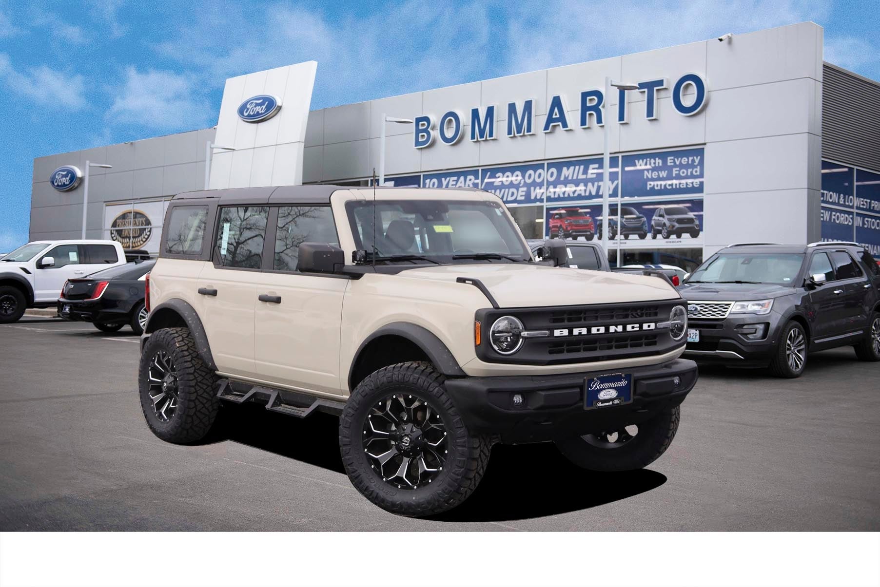 2025 Ford Bronco Base