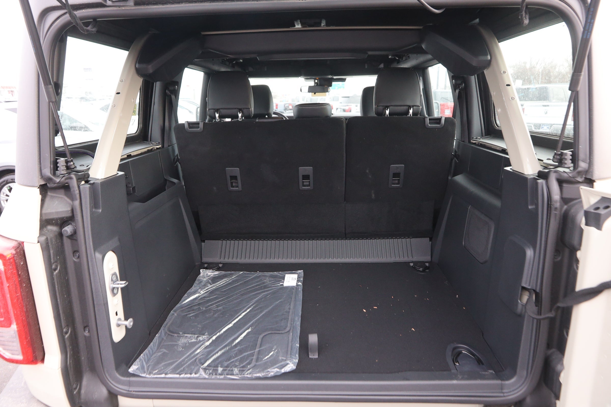 2025 Ford Bronco Base