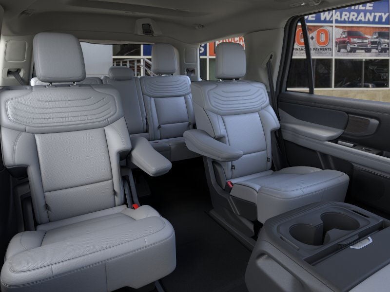 2026 Ford Expedition Platinum®
