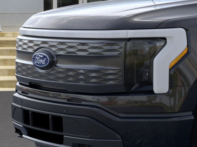 2025 Ford F-150 Lightning Lariat®
