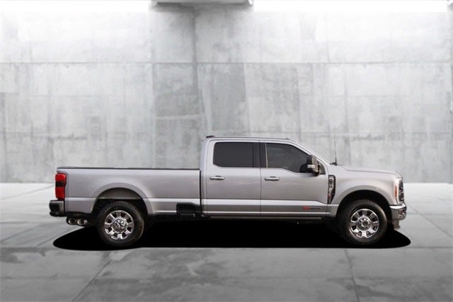 2023 Ford F-350SD Lariat