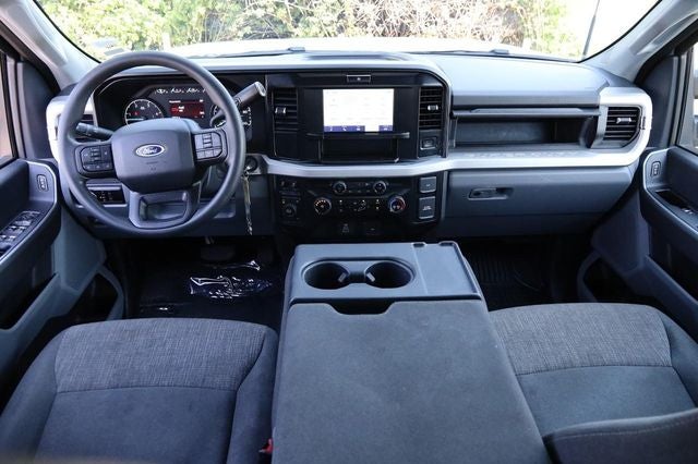 2025 Ford F-350SD XLT