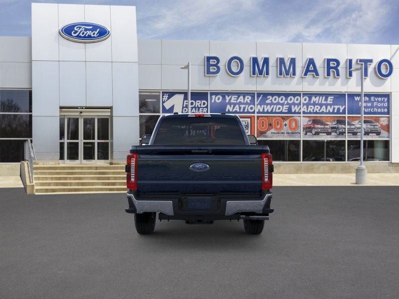 2025 Ford Super Duty F-350® Lariat®