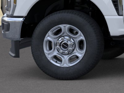 2026 Ford Super Duty F-350® XLT