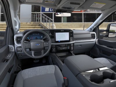 2026 Ford Super Duty F-350® XLT