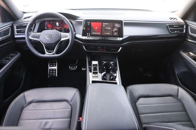 2024 Volkswagen Atlas Cross Sport 2.0T SEL R-Line
