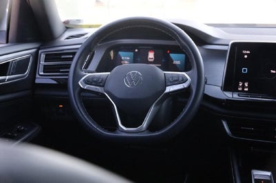 2024 Volkswagen Atlas Cross Sport 2.0T SE w/Technology