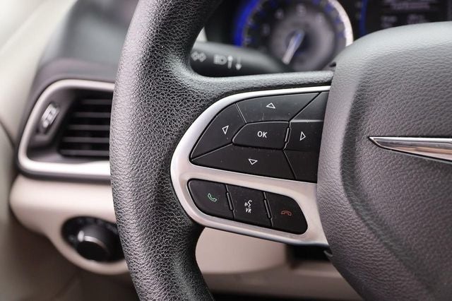 2021 Chrysler Voyager LXI