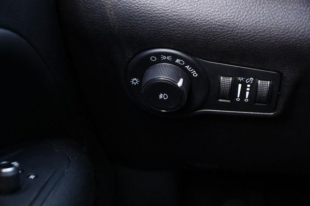 2023 Jeep Compass (Red) Edition