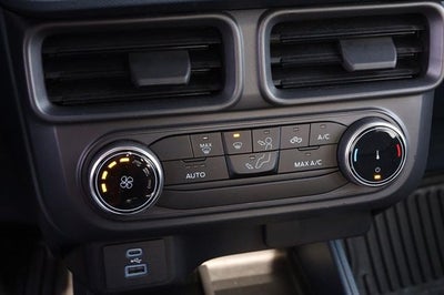 2023 Ford Maverick XL