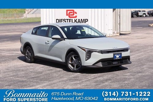 2025 Kia K4 LXS