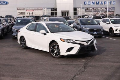 2019 Toyota Camry SE