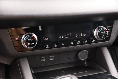 2025 Mitsubishi Outlander Trail Edition