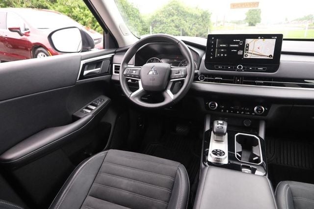2025 Mitsubishi Outlander Trail Edition