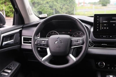 2025 Mitsubishi Outlander Trail Edition