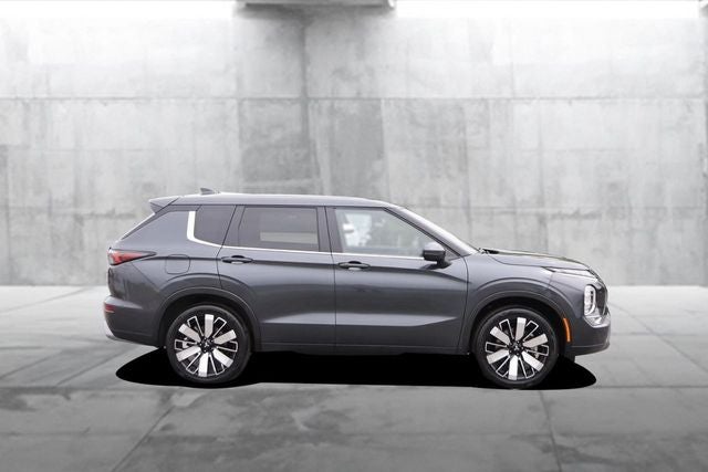 2025 Mitsubishi Outlander Trail Edition