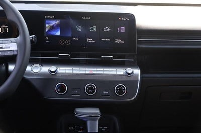 2025 Hyundai Kona SE