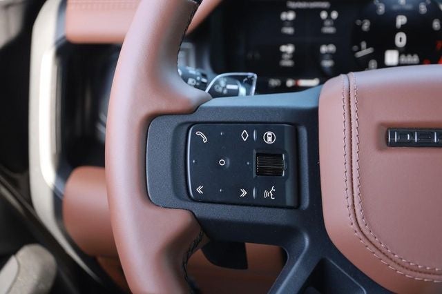 2025 Land Rover Defender 110 V8