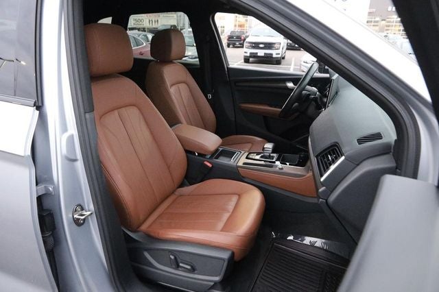 2022 Audi Q5 45 S line Premium quattro