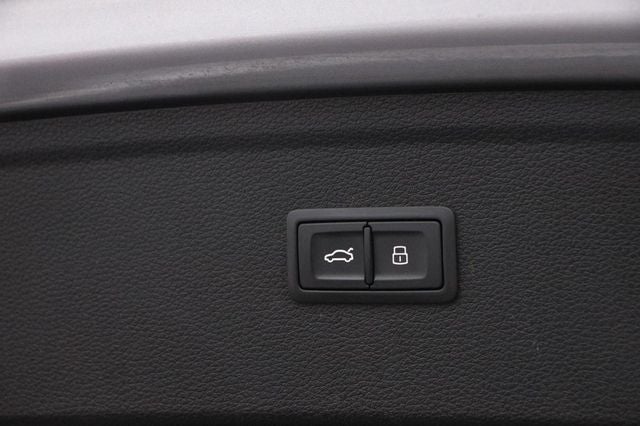 2022 Audi Q5 45 S line Premium quattro