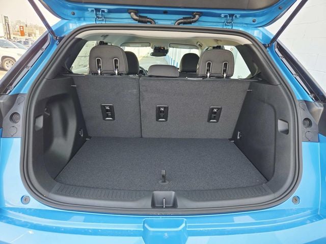 2027 Chevrolet Bolt EV LT