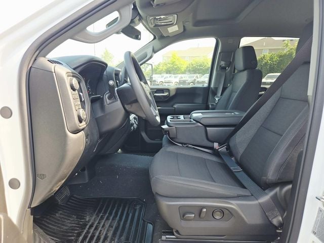 2026 Chevrolet Silverado 2500HD Custom