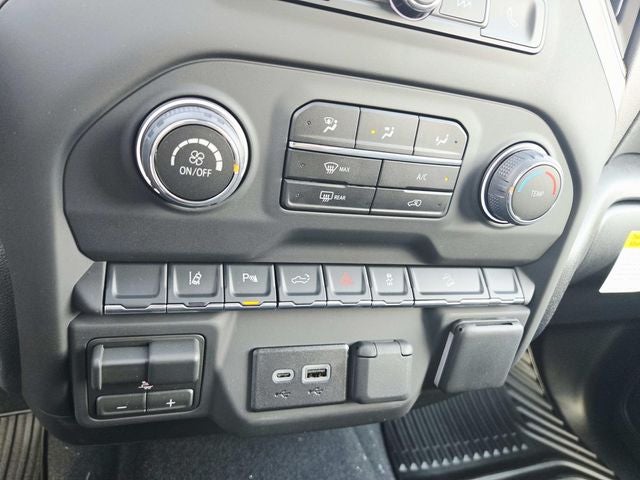 2026 Chevrolet Silverado 2500HD Custom