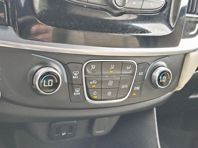 2022 Chevrolet Traverse LS