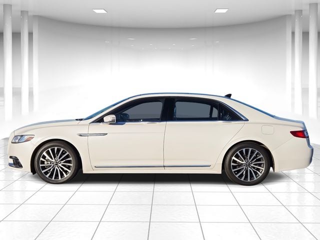 2018 Lincoln Continental Select