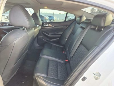 2017 Nissan Maxima Platinum