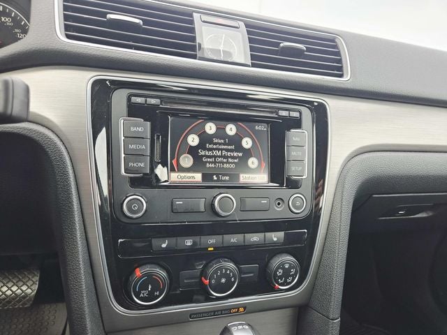 2014 Volkswagen Passat TDI SE