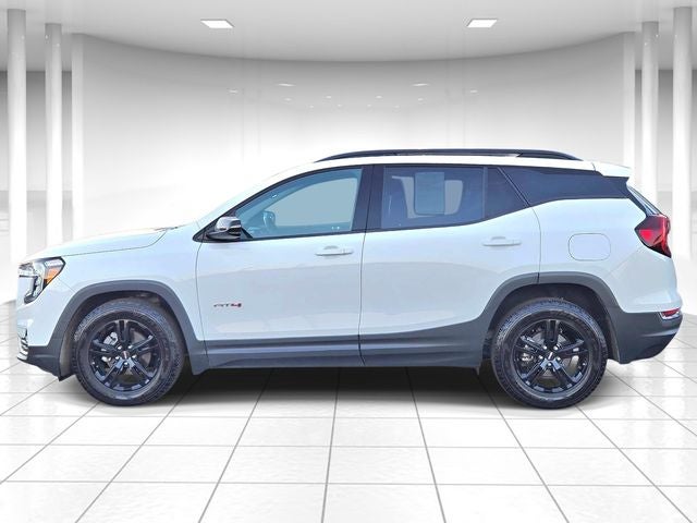 2022 GMC Terrain AT4