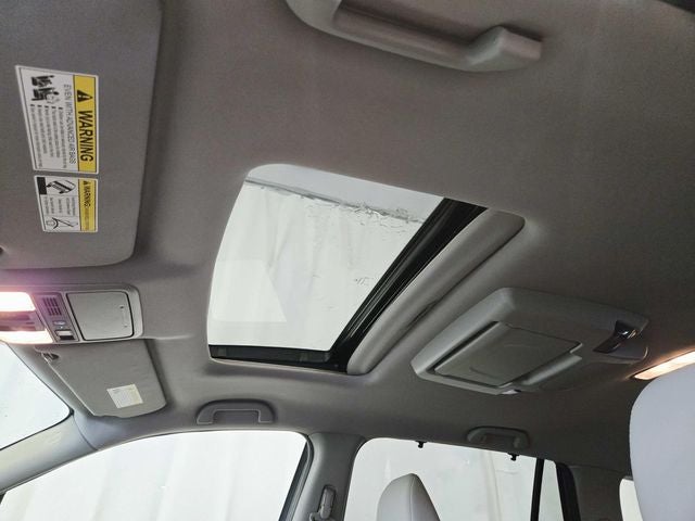 2022 Honda Pilot Touring 8 Passenger