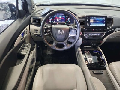 2022 Honda Pilot Touring 8 Passenger