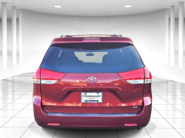 2011 Toyota Sienna LE