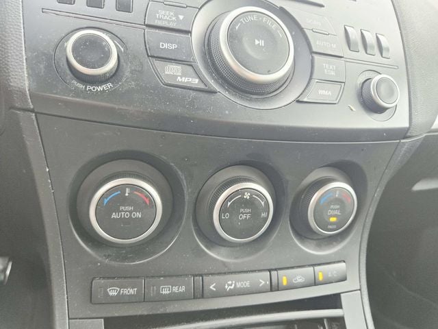 2013 Mazda Mazda3 i Touring